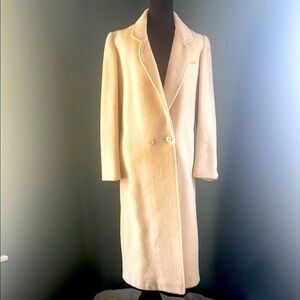 Vintage hand taylored Elegant Cream wool Women's Coat
